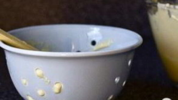 ШАГ 2. яичная лапша с луком и зеленью