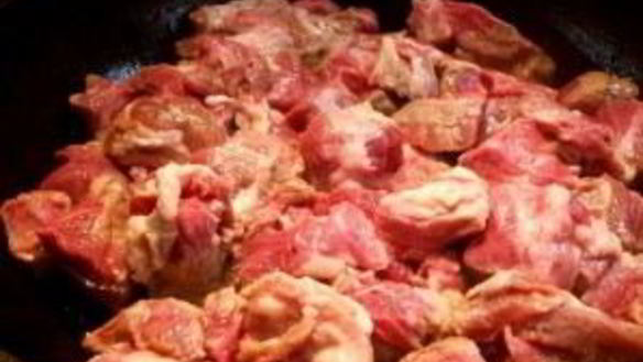 ШАГ 3. жаркое в горшочке