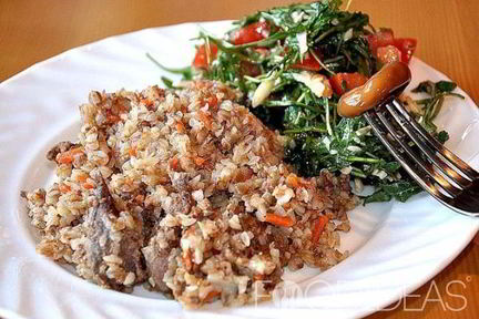 Гречневая каша с тушенкой