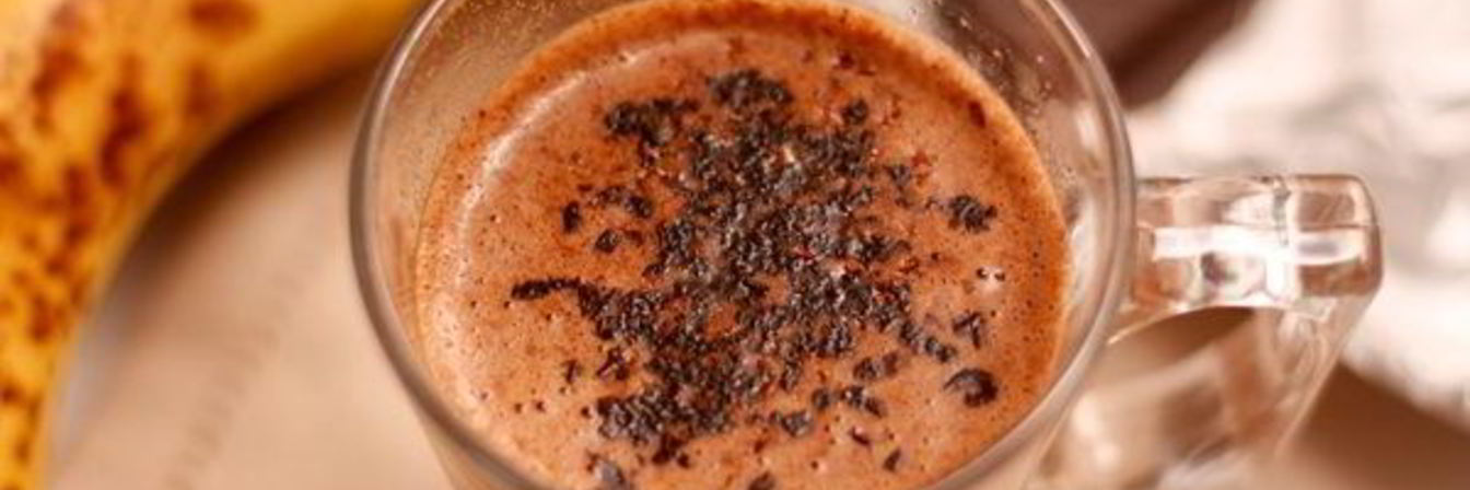 Горячий банановый коктейль с шоколадом