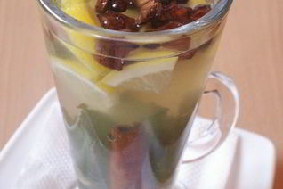 Горячий коктейль Тодди можжевеловый