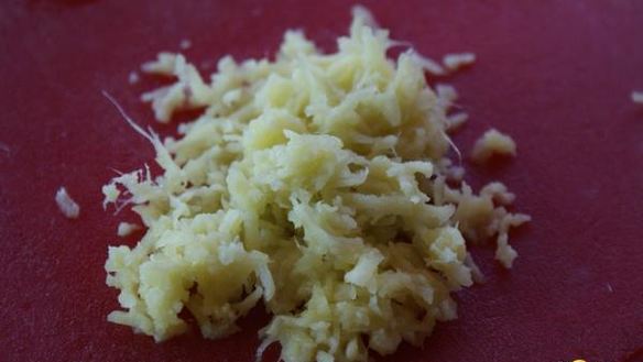 ШАГ 3. имбирный напиток с лимоном и розмарином