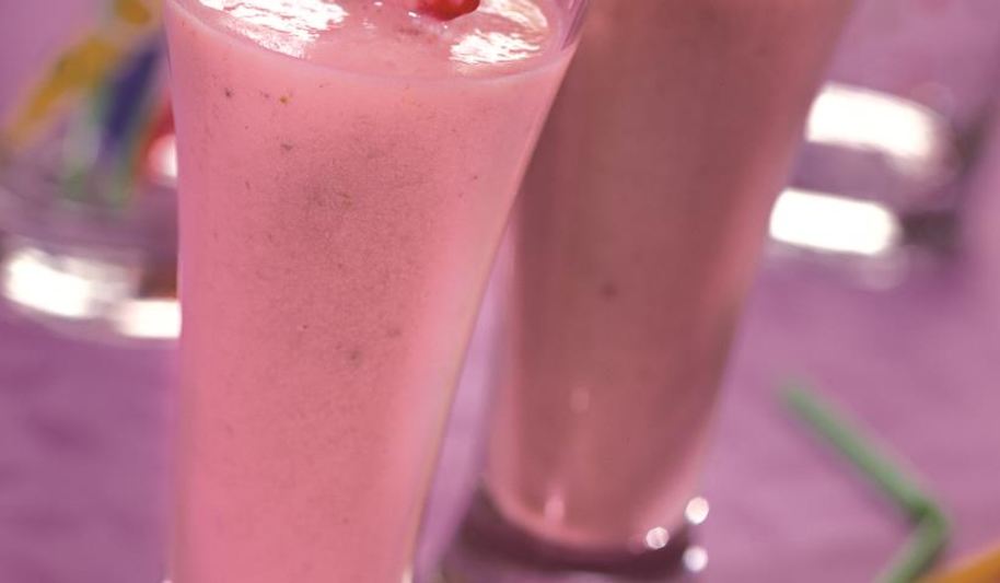 Рецепт клубнично-банановый коктейль