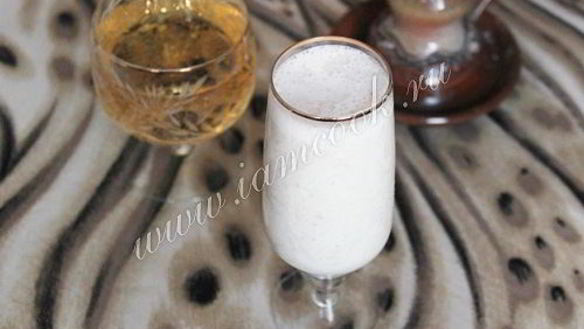 ШАГ 6. коктейль из шампанского с мороженым и ананасом