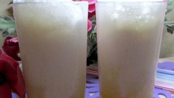 ШАГ 6. коктейль с апельсиновым соком и мороженым