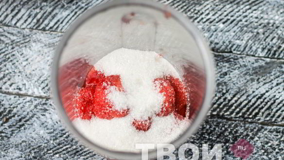 ШАГ 2. клубничный лимонад