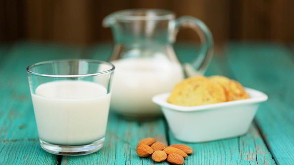 ШАГ 4. миндальное молоко