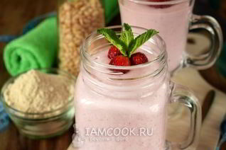 Протеиновый коктейль с творогом и кедровой мукой