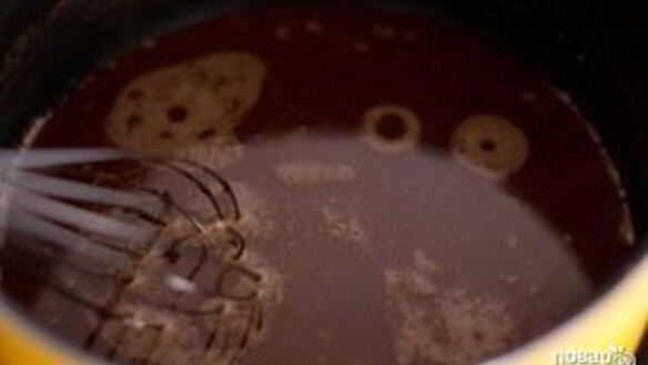 ШАГ 3. шоколадный сироп