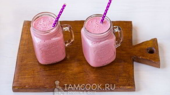 ШАГ 8. клубнично-банановый смузи
