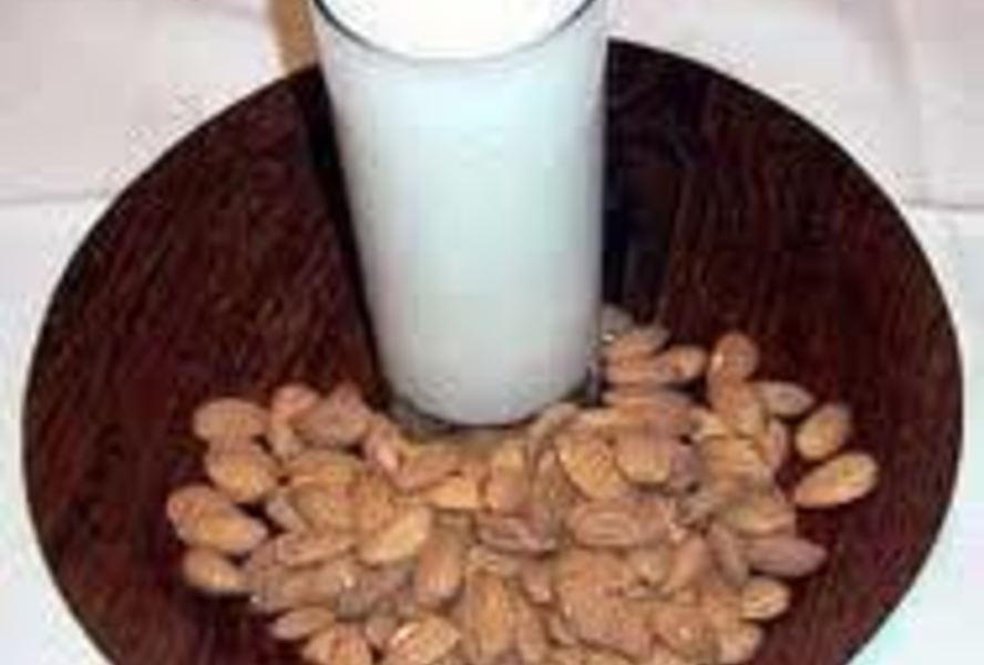 Вкуснейшее миндальное молоко