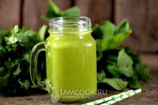 Зеленый коктейль с овсяными хлопьями и льном