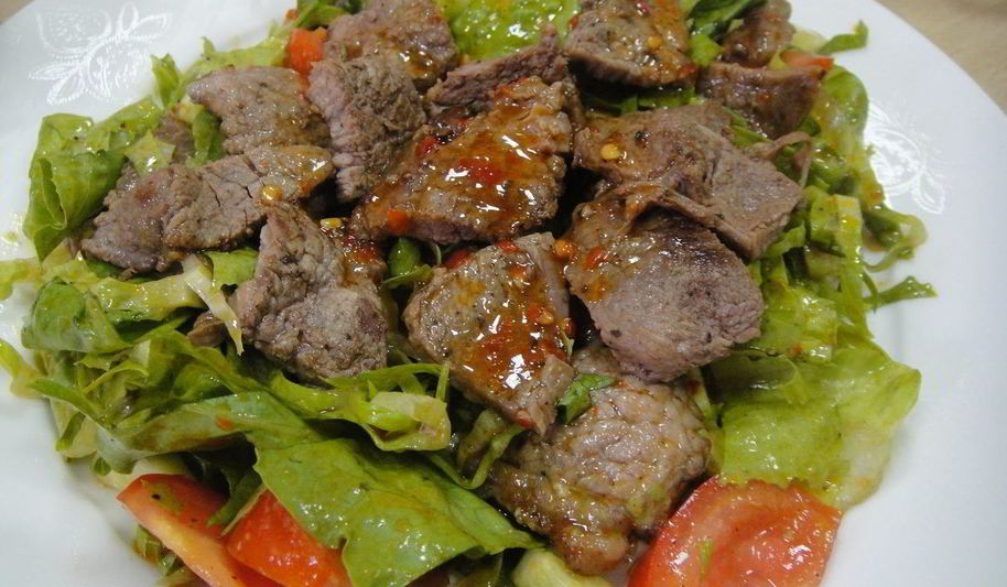 Рецепт американский салат со стейком