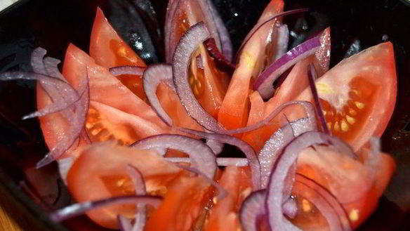 ШАГ 3. хлебный салат панцанелла