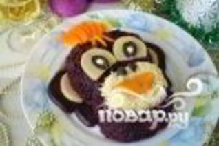 Новогодний салат с печенью трески