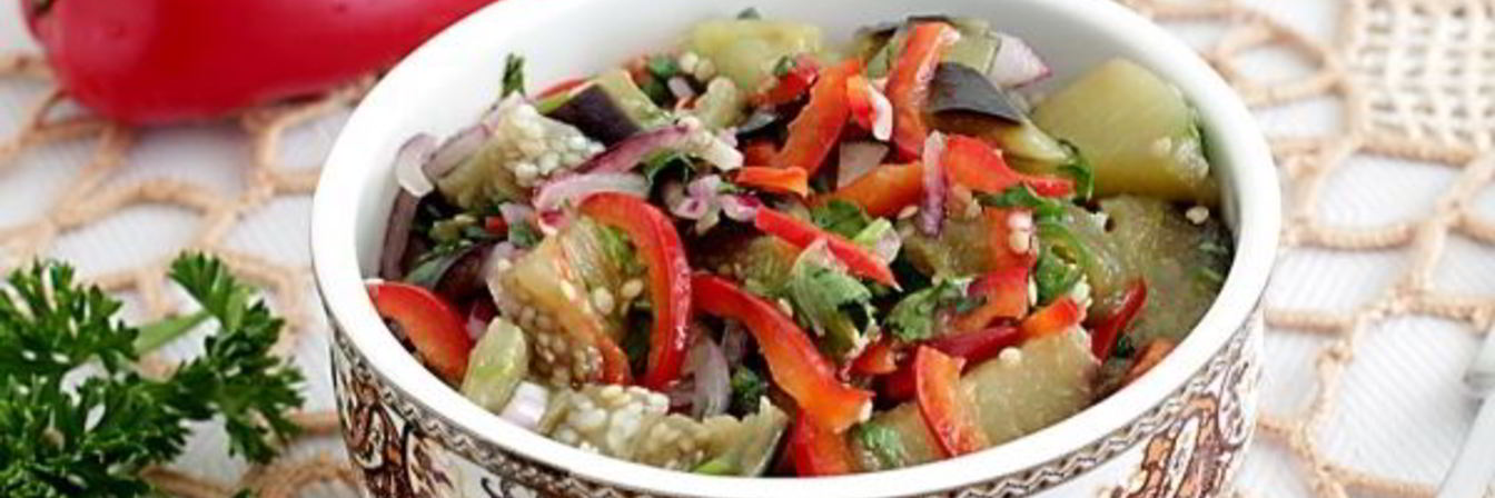 Острый салат из баклажанов