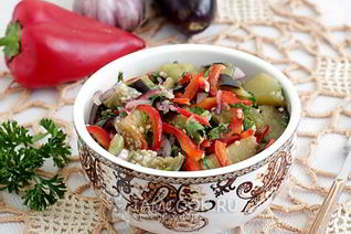 Острый салат из баклажанов