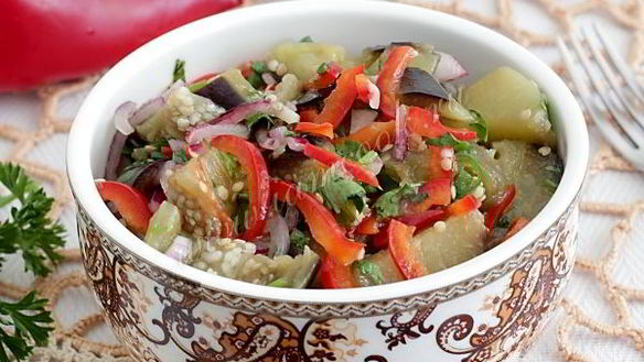 ШАГ 9. острый салат из баклажанов