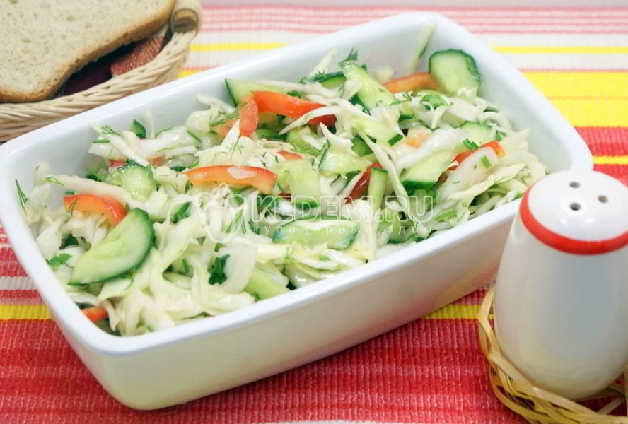 Овощной салат с кедровыми орехами