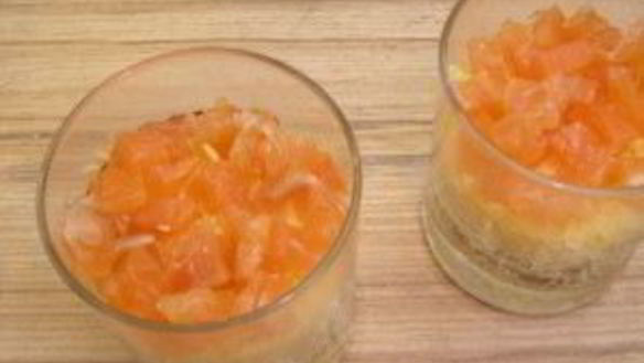 ШАГ 3. салат айсберг с креветками