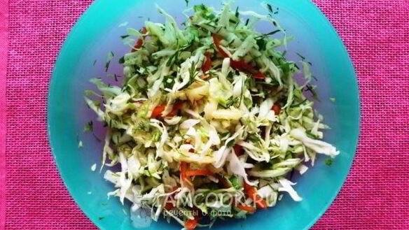 ШАГ 6. салат из капусты, ананаса и сладкого перца