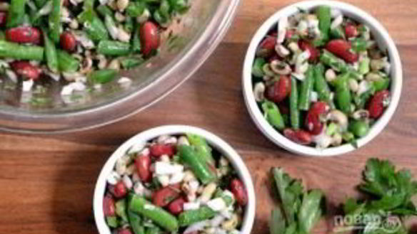 ШАГ 5. салат из консервированной красной фасоли