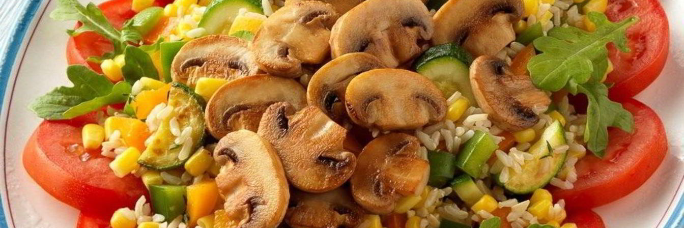 Салат из кукурузы и шампиньонов