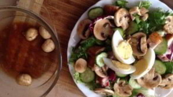 ШАГ 8. салат из куриной грудки с грибами