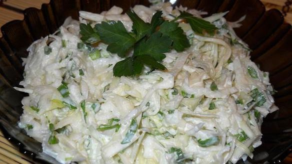 ШАГ 6. салат из редьки и свежей капусты