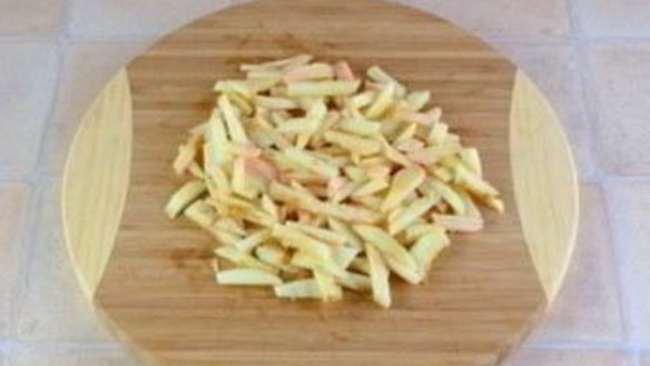 ШАГ 2. салат из сельдерея с морковью