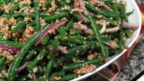ШАГ 3. салат из стручковой фасоли по-грузински