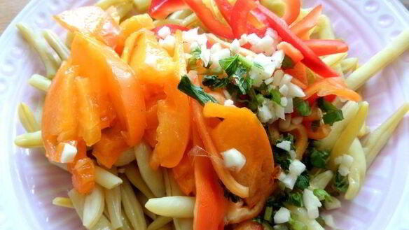 ШАГ 4. салат из стручковой фасоли