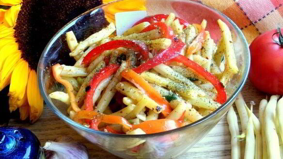 ШАГ 9. салат из стручковой фасоли
