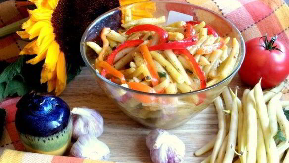 ШАГ 10. салат из стручковой фасоли
