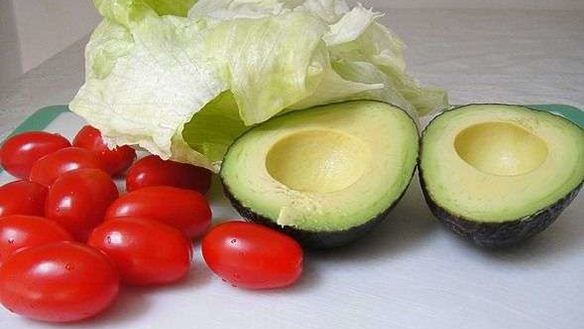 ШАГ 14. салат кобб