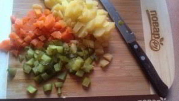 ШАГ 2. салат пенек