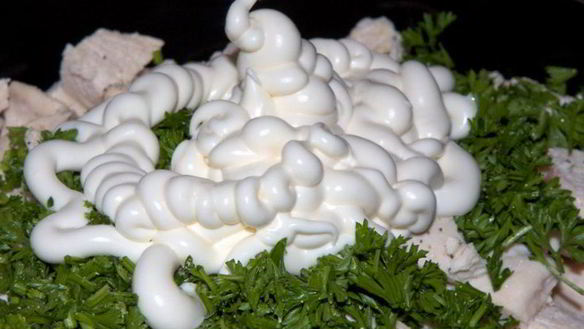 ШАГ 7. салат с ананасами и курицей