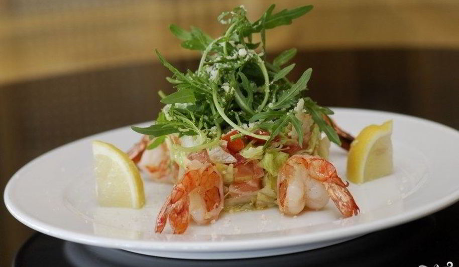 Рецепт салат с авокадо и семгой