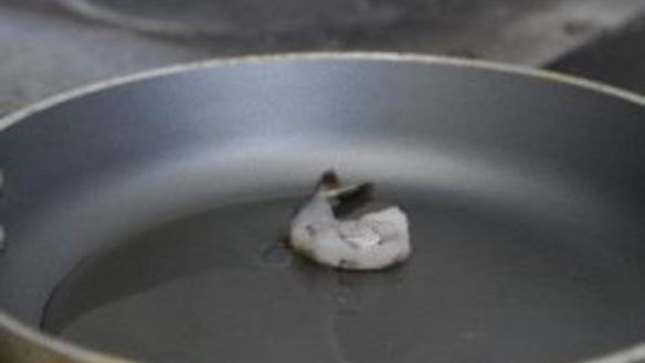 ШАГ 7. салат с авокадо и семгой