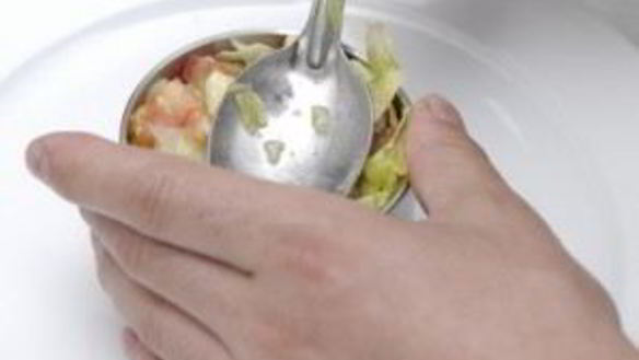 ШАГ 9. салат с авокадо и семгой