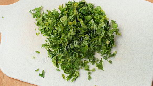 ШАГ 5. салат с чоризо и помидорами