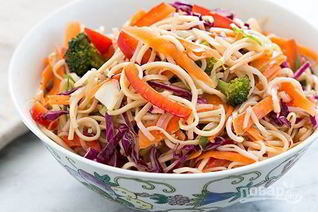 Салат с китайской лапшой