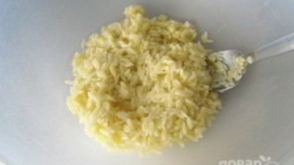 ШАГ 5. салат с кукурузой и яйцами