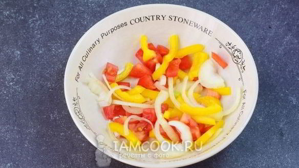 ШАГ 5. салат с куриной печенью и фасолью