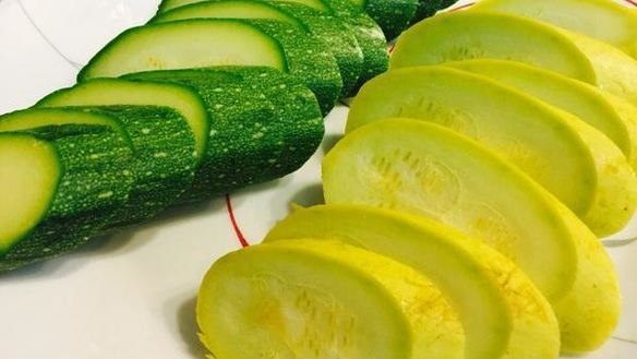 ШАГ 4. салат с овощами-гриль, киноа и козьего сыра