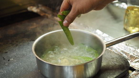 ШАГ 2. салат с печеной тыквой и булгуром