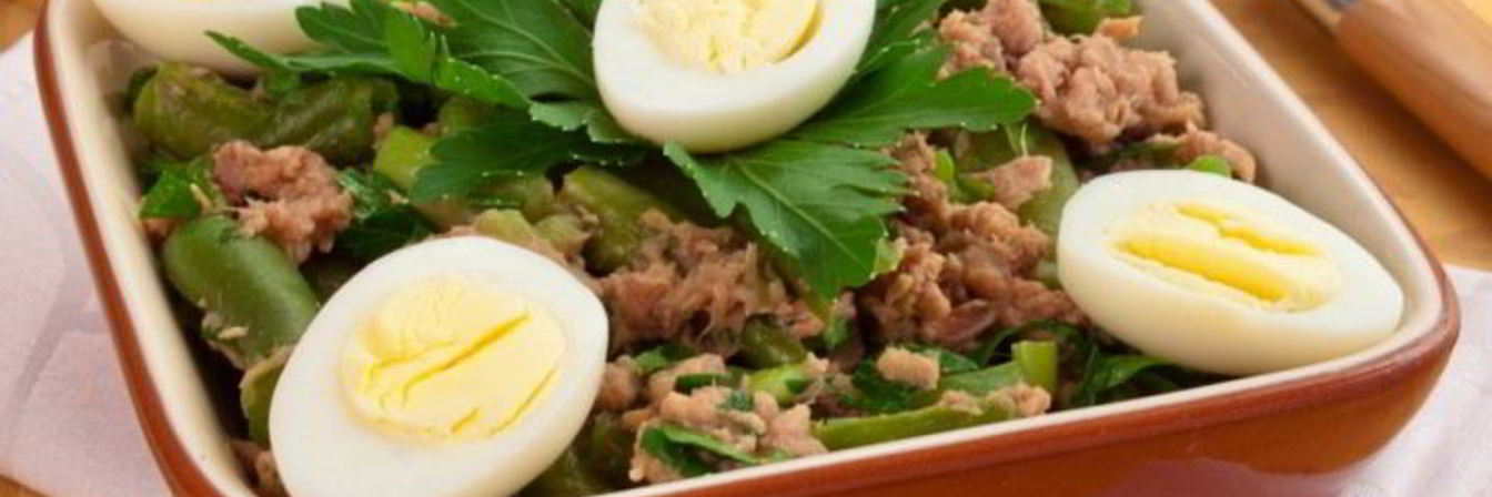 Салат с тунцом и стручковой фасолью