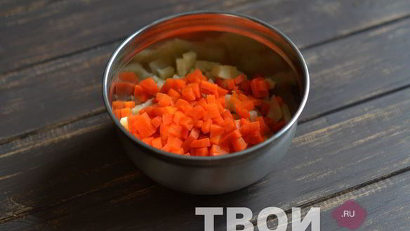 ШАГ 2. салат столичный