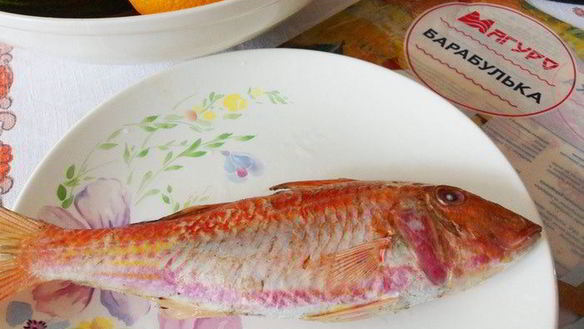 ШАГ 2. салатный микс с барабулькой