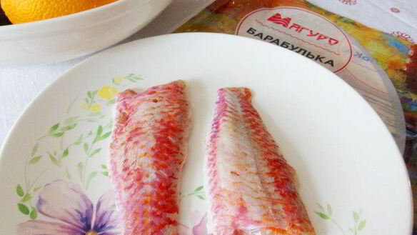 ШАГ 3. салатный микс с барабулькой